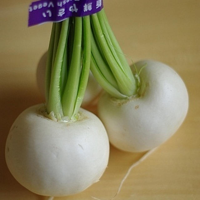ピーチかぶとブロッコリーのそぼろ餡かけ