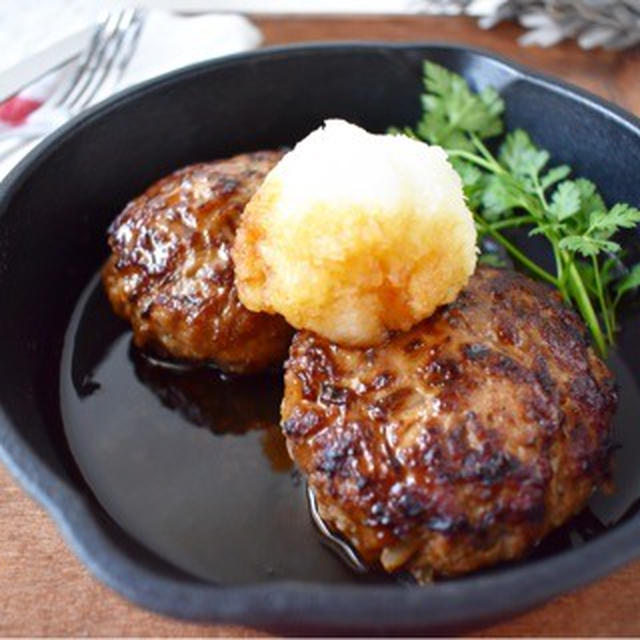 もやしでかさ増し【おろし照り焼きソースで＊もやしハンバーグ】