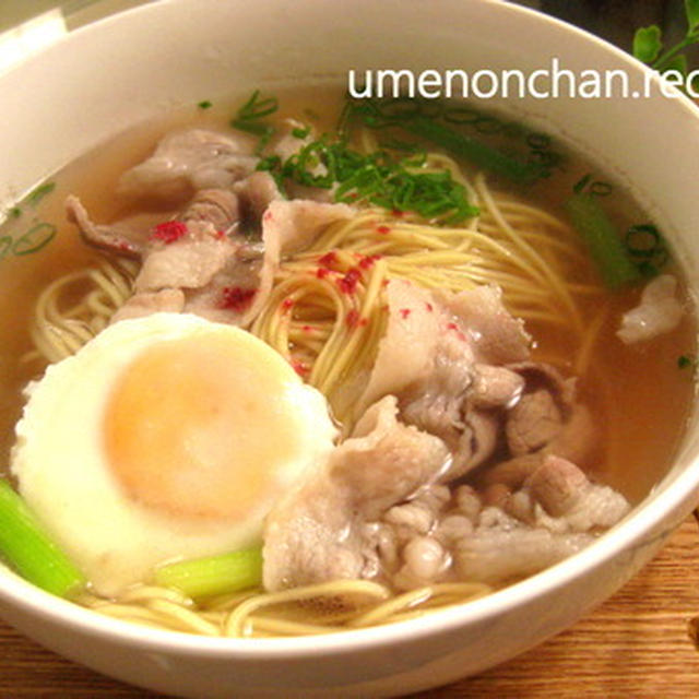 豚バラ肉と青ねぎの梅塩ラーメン。°