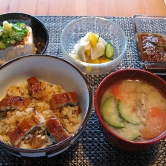 土用丑の日の韓国風混ぜご飯と小休止のお知らせ