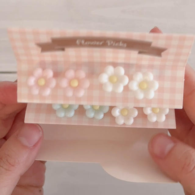 使える♪ダイソーのお花ピックとセリアのシリコーンチョコモールドエッグ