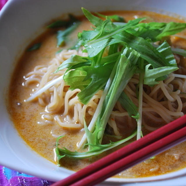 お鍋の残りで簡単担々麺★