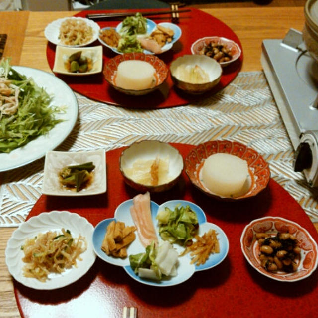 ダンナごはん。カレーおでん鍋はリゾットでシメて。サラダチキンと作り置き小鉢てアシスト
