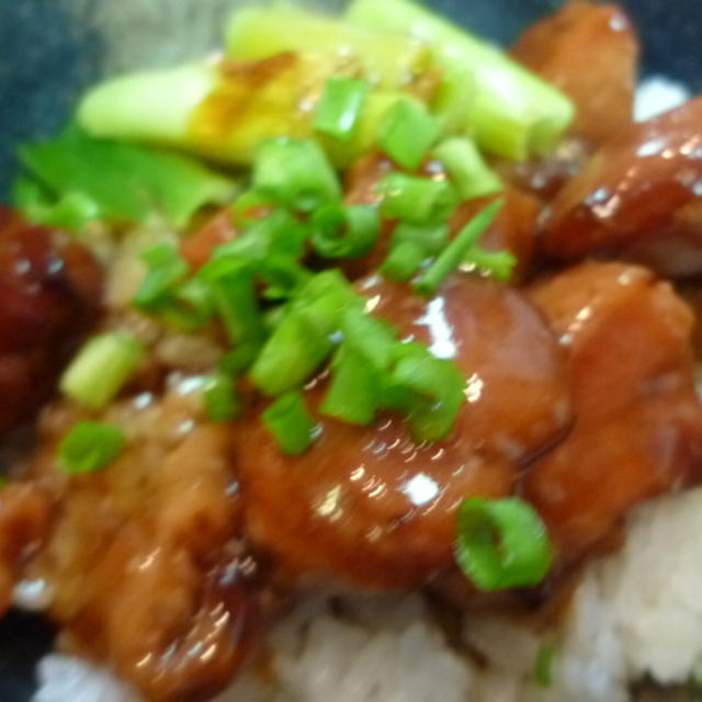 豆腐サラダと焼き鳥丼★そしてリメイク薄焼きお焼き＾＾