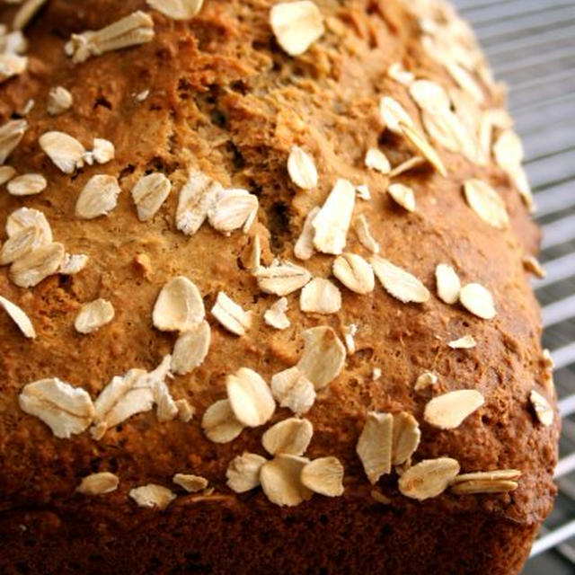 Best-Ever Oatmeal-Flax Breadオートミールブレッド