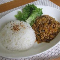 ブランチにキーマカレー