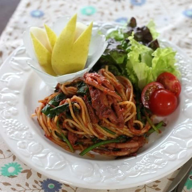 イカとトマトのほうれん草パスタ♪