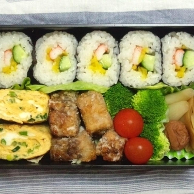 巻き寿司のお弁当