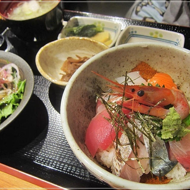銀座で新鮮なお魚のお得ランチ☆至福の富山湾 海鮮山鮮 銀座店　