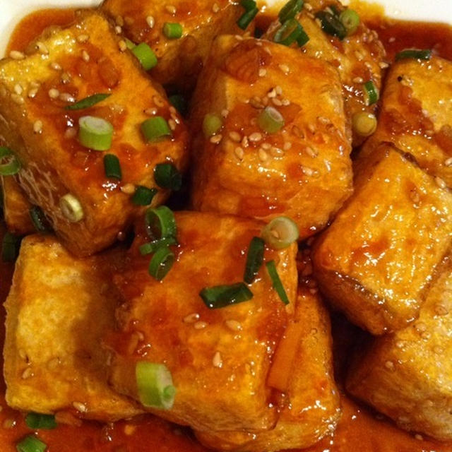 Deep-fried tofu with  spicy rice vinegar  sauce...