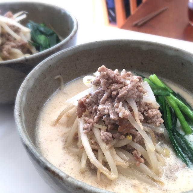 豚ひき肉ともやしの豆乳うどん