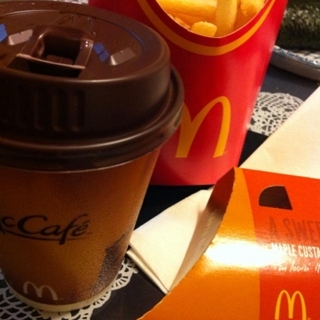 マックで300円なり