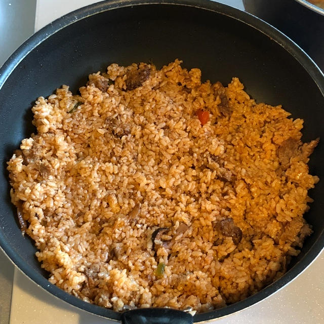 ランチです「デミグラオムライス」