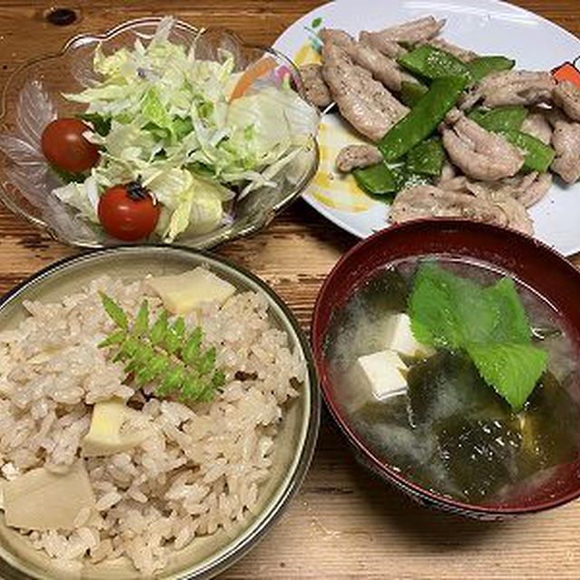 筍ご飯とせせりの塩胡椒炒め