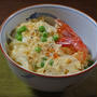 ぷりぷり海老天のえんどう卵とじ丼