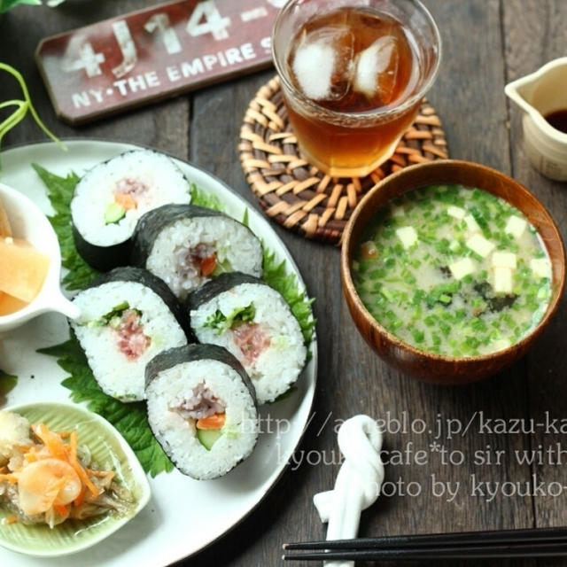 朝カフェ★海鮮巻き寿司のモーニング