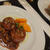 ジューシーふっくら子牛のハンバーグ　ポートワインソース　Tournedos de veau hachée aux champignons, sauce  porto