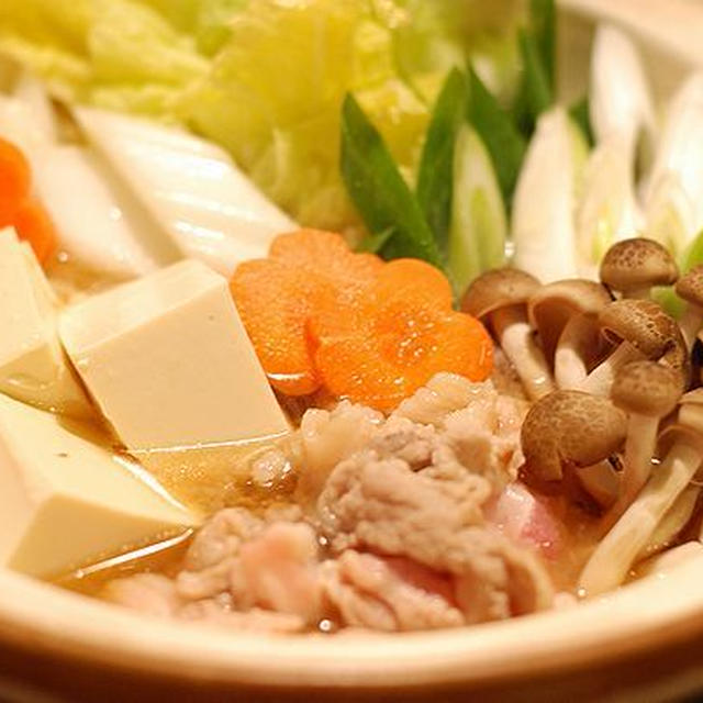 よせ鍋＆鶏とジャガイモのマヨケチャ定食