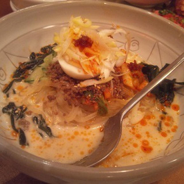 外ご飯☆ゴマ冷麺　光と花火の祭典