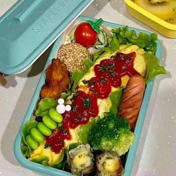週末スポーツ弁当×２つ