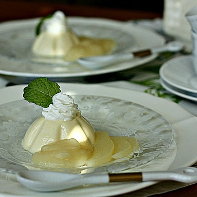 Creamy Vanilla Soy Milk Bavarois with Pear Sauce