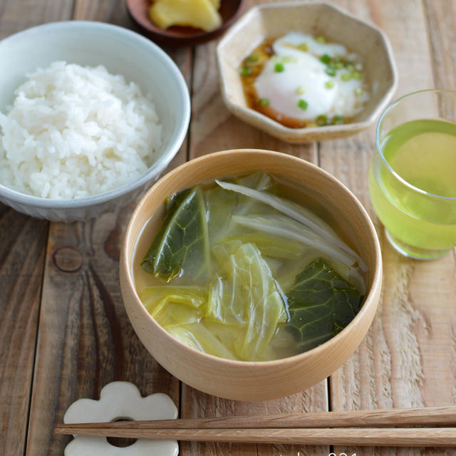 キャベツの味噌汁。旬の野菜たっぷり、食べる味噌汁！【農家のレシピ帳】