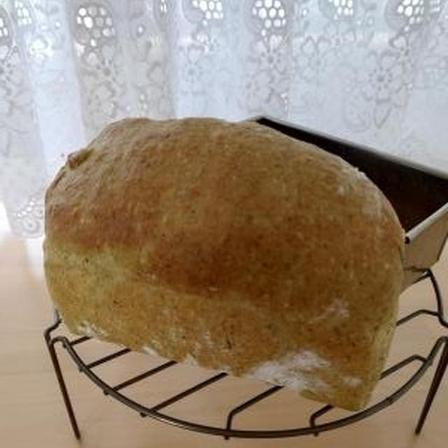 醤油麹よもぎミニ食パン🎵