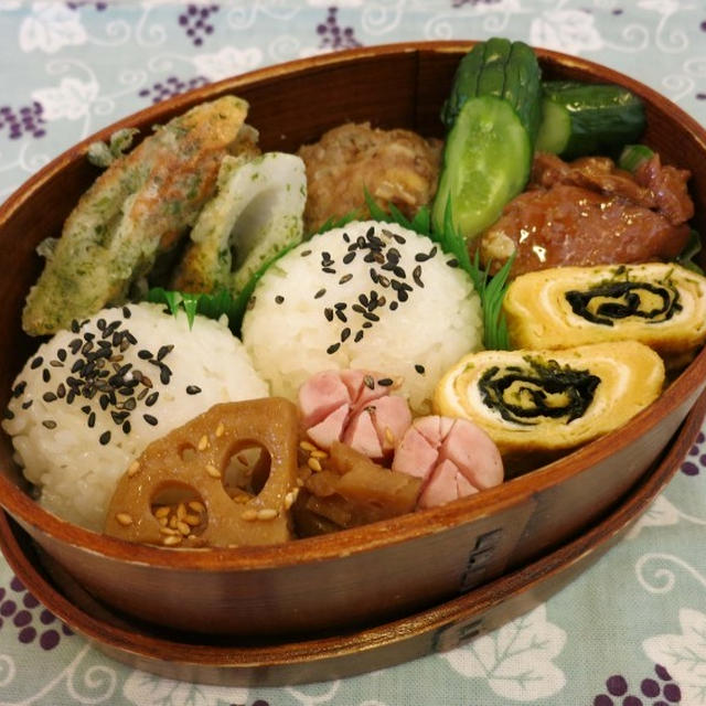 まん丸おにぎり弁当　と　雛祭～難波で焼肉　と　せめてもの雛あられ♪