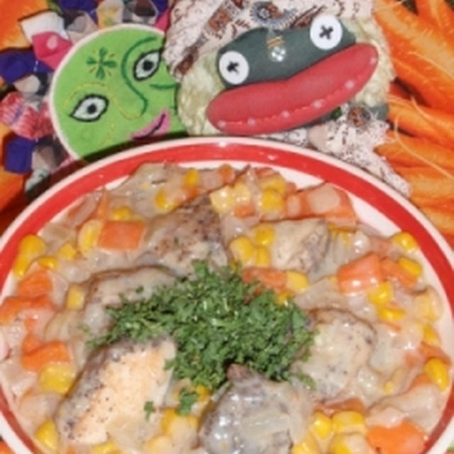 鶏肉のコーンクリーム煮＆キュウリのピリ辛ナムル風サラダ（お家カフェ）