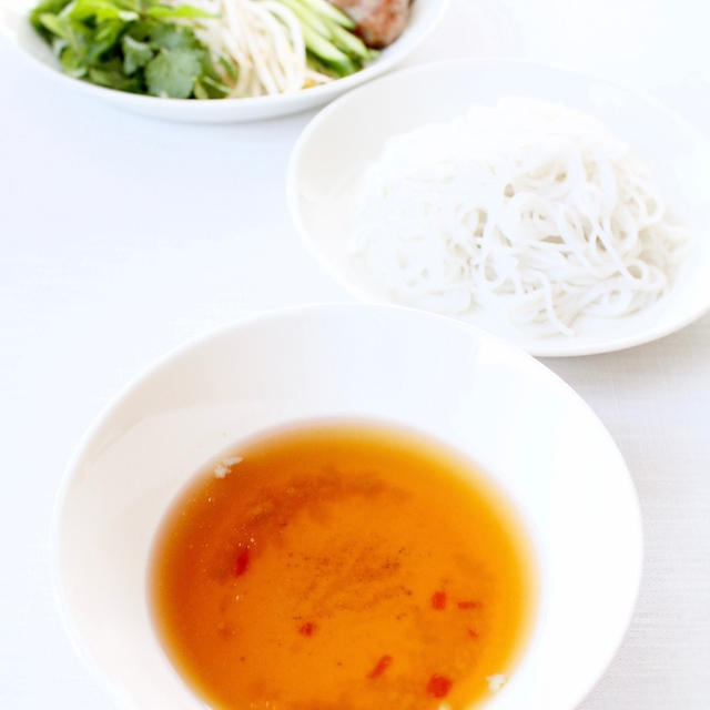 サッパリ食べられる【ブンチャー】ベトナム風つけ麺