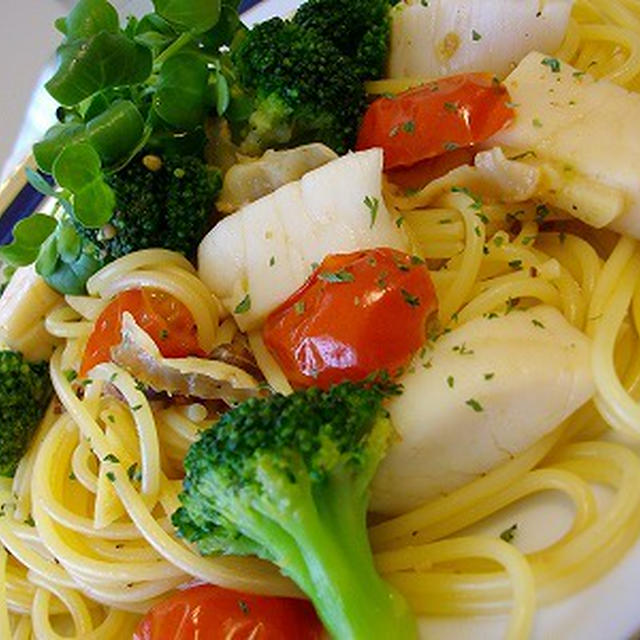 ホタテとブロッコリーのパスタ