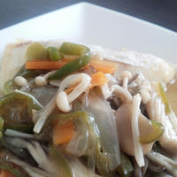 生鱈の野菜たっぷりはちみつ甘酢あんかけ