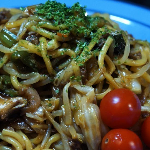 ■昼麺【鉄板麺縁日味・焼きそばキット使いで　チャプチェ＋野菜ドッサリの焼きそば！！】お友達宅にもお裾分けでした♪