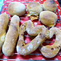【パン】リスドォルのバゲット生地で２種〜キャラメルチョコチップパンとチーズパン