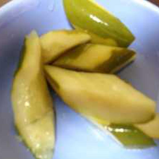 食後なのに、まだ何かを食べたい