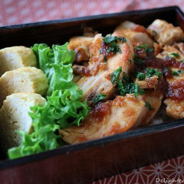 親子丼ならず親子弁当