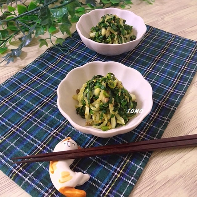 作り置きにも♪大根と大根の葉のサバ缶カレー炒め