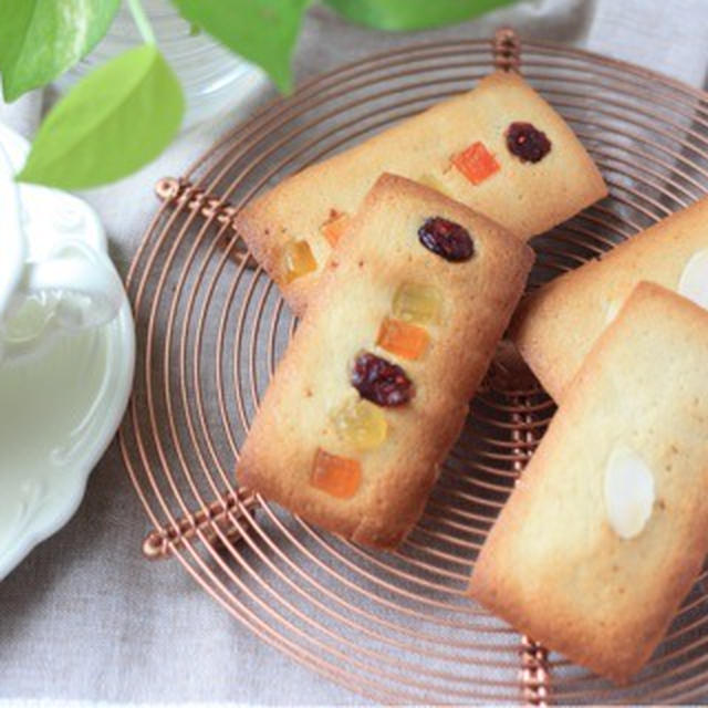 フランス焼き菓子 「フィナンシェ」をレッスンで作ります