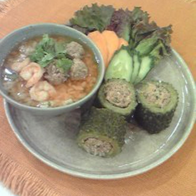 ８月６日のもてなしゴハンは！苦うま♪ゴーヤの肉詰め＆スープかけごはん