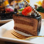 底の取れない型でムースケーキを作る方法。