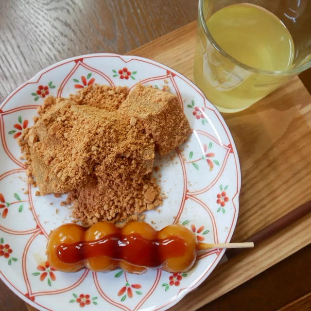 文の助茶屋、わらび餅と冷やしみたらし