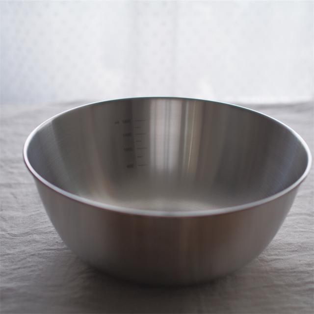 無印良品でステンレスボウルを買いました。