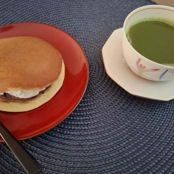 ホットもアイスも自由自在なごくごく抹茶