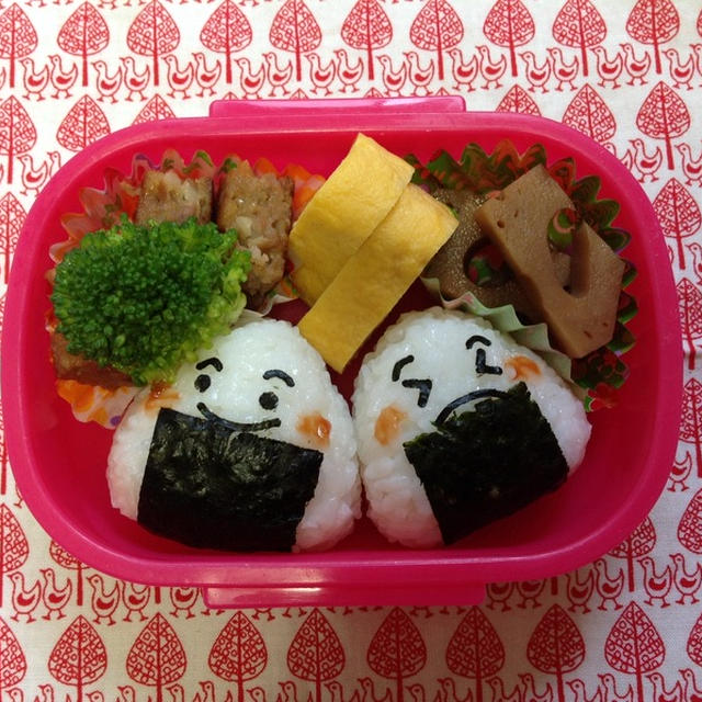 今日の【三角おにぎり弁当♪】＆プレーンリュスティック^_^ と、うんざり気味！？