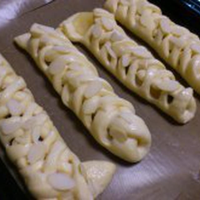 2/12　ひさしぶりのリンゴパン♪