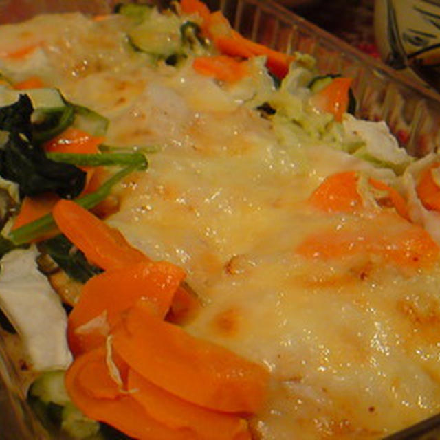 鮭と野菜のチーズグリル。