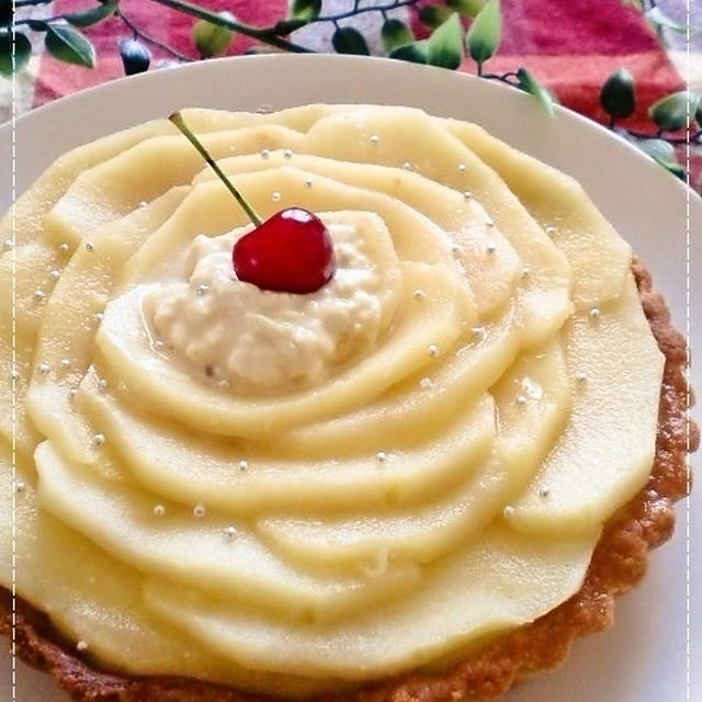 レモンチーズプリンの林檎タルト