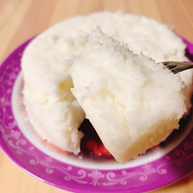 【ヘルシーおやつ】グルテンフリー☆材料4つ&レンジで3分！米粉のカルピス蒸しパン