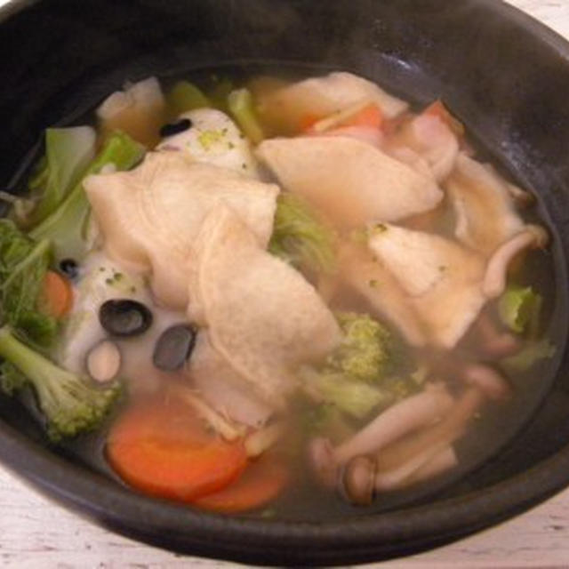 青森の「せんべい汁」