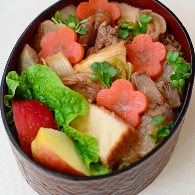 ２月１２日　木曜日　鶏すき丼